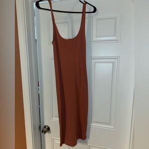 Elegant Rust Sleeveless Dress